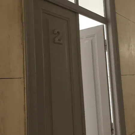 Atelier 3 - Boutique Hostel *