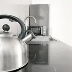 Atelier 3 - Boutique Хостел