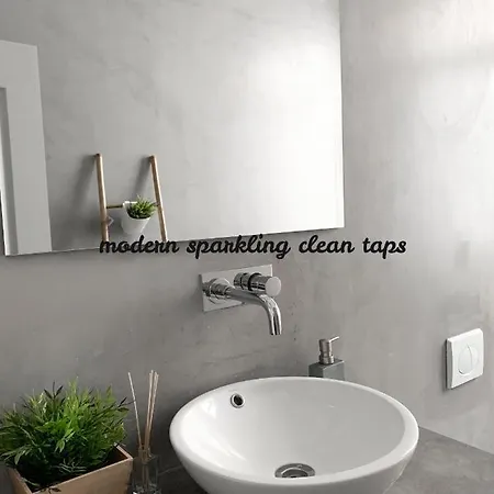 Atelier 3 - Boutique Hostel