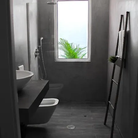 Atelier 3 - Boutique Hostel Λουλέ