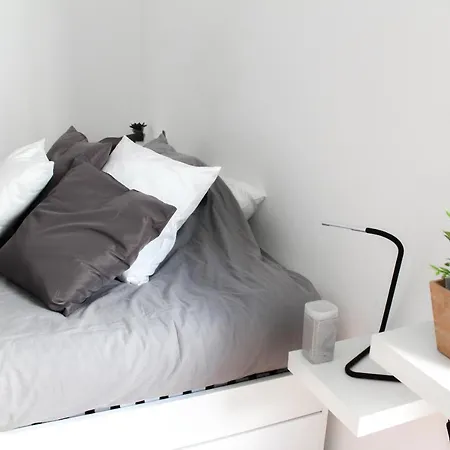 Atelier 3 - Boutique Hostel Λουλέ