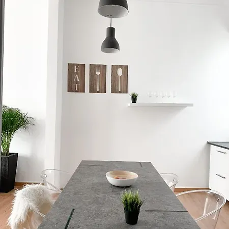 Atelier 3 - Boutique * Λουλέ