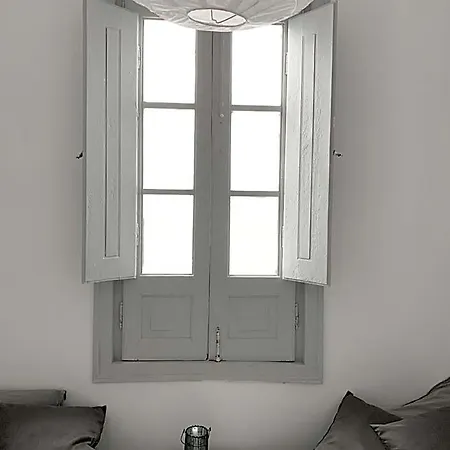 Atelier 3 - Boutique Hostel